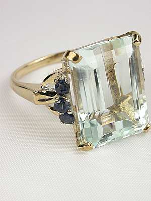 Antique Retro Aquamarine Engagement Ring