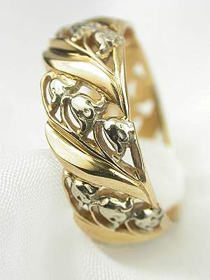 Fleur de Lis Wedding Ring by Art Carved
